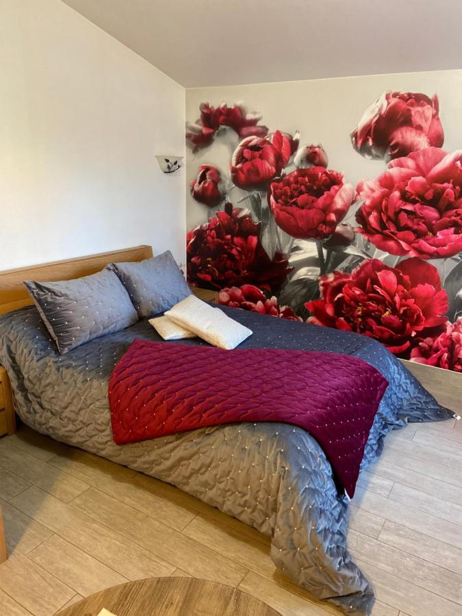 PIVOINE Chambre d hotes Fralignes Extérieur photo